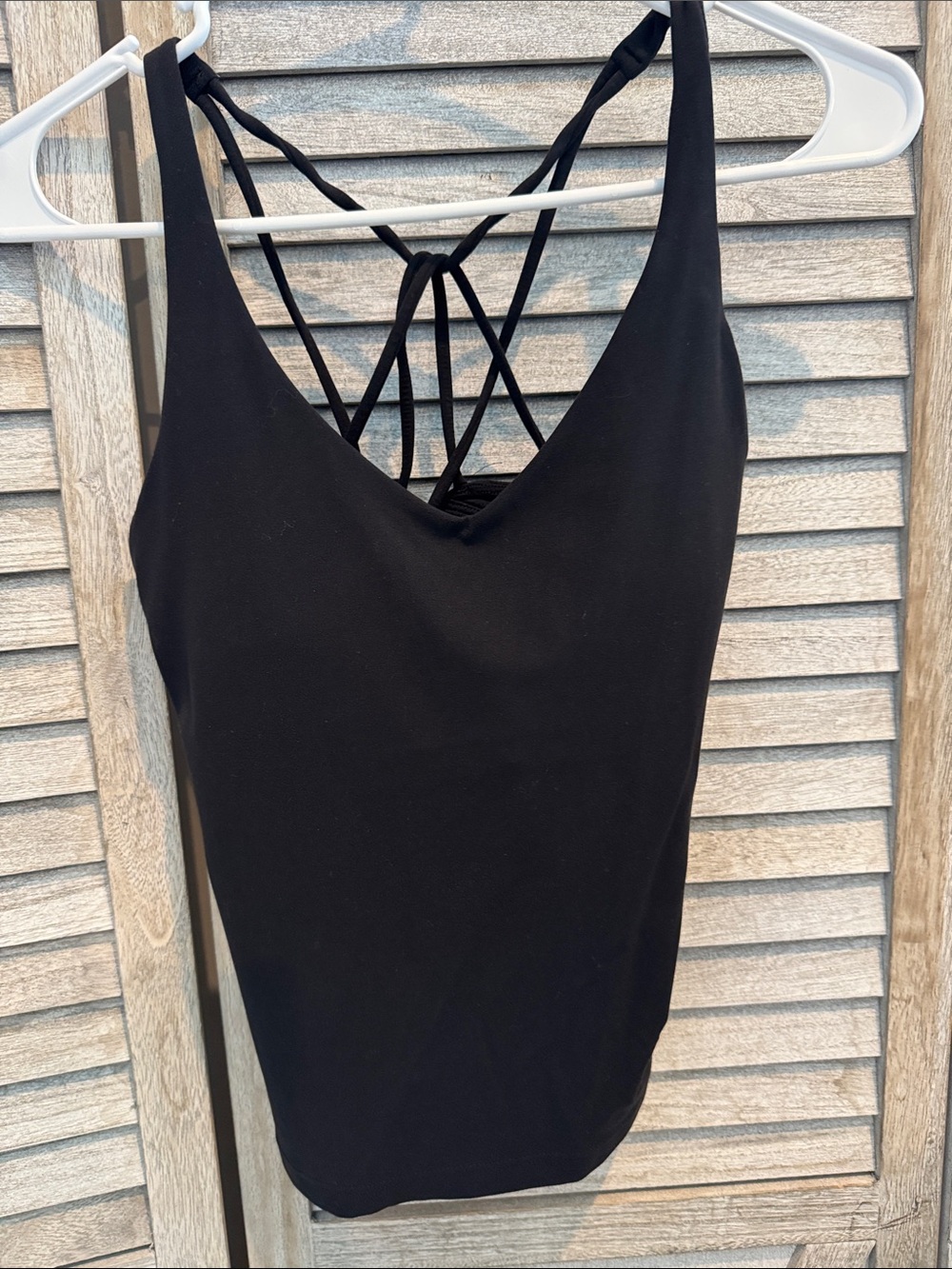 Athleta women Black padded Strappy V-Neck Tank Top size small